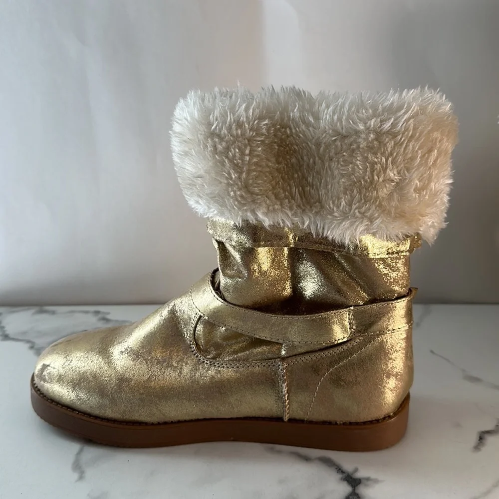 New- GUESS gold foil “look” boots - Picture 5 of 16